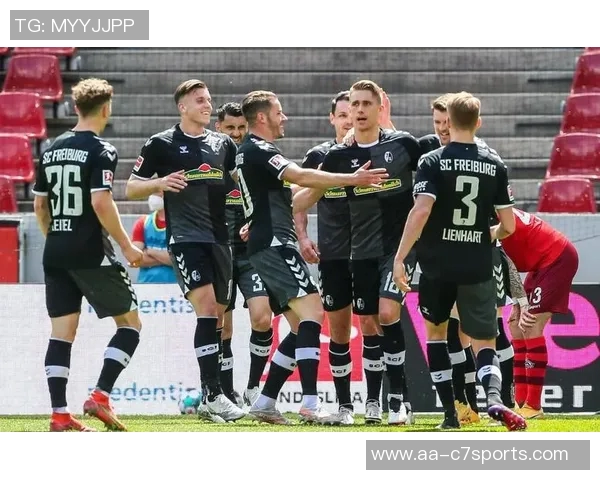 加拉塔萨雷主帅称曼城实力更强期待球队在下一轮中展现出色表现