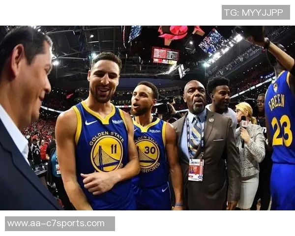 水花兄弟的情感纠葛库里与克莱常规赛对决战绩揭秘