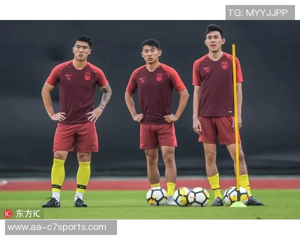 国足选帅即将揭晓新队伍将于11月集结进行热身赛